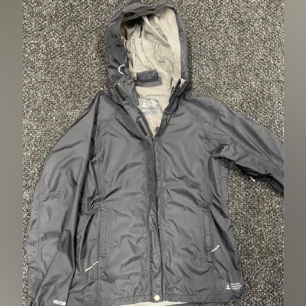 Women’s eastern mountain sports rain coat